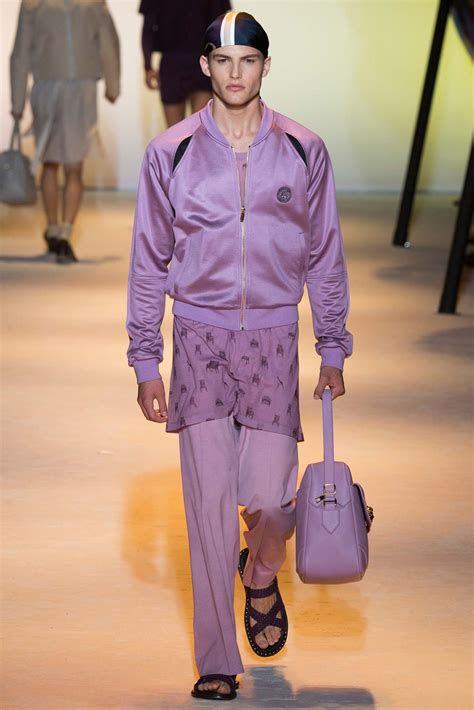 uomo versace 2016|Versace Spring 2016 Menswear .